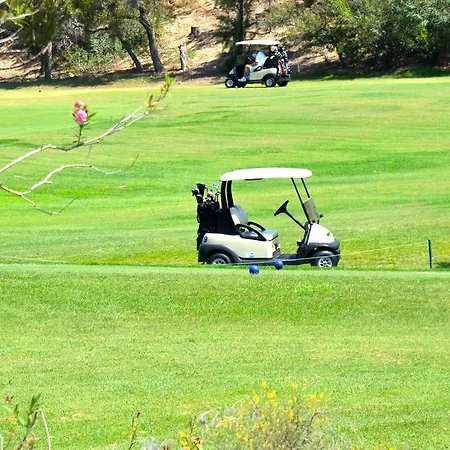 Апартаменты Colonial Golf